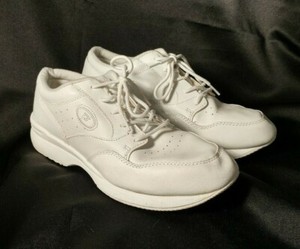 propet athletic shoes