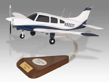 Piper PA-28-161 Warrior II Desk Wood Airplane New Model Small Scale 1/32