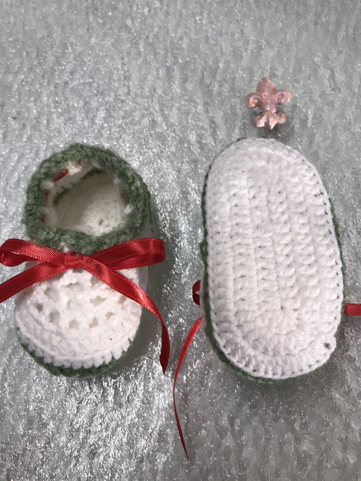 Botines Bebé Crochet Recién Nacido Calcetines Regalo Botines 0-6 Meses Color Blanco Verde Rojo Foto 4 de 4