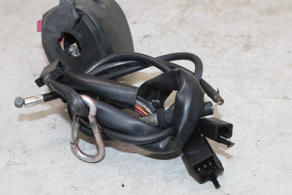 2001 KAWASAKI CONCOURS 1000 ZG1000A OEM CLIPE ESQUERDO NA ALÇA INTERRUPTOR DE SINAIS DE BUZINA - Imagem 3 de 4