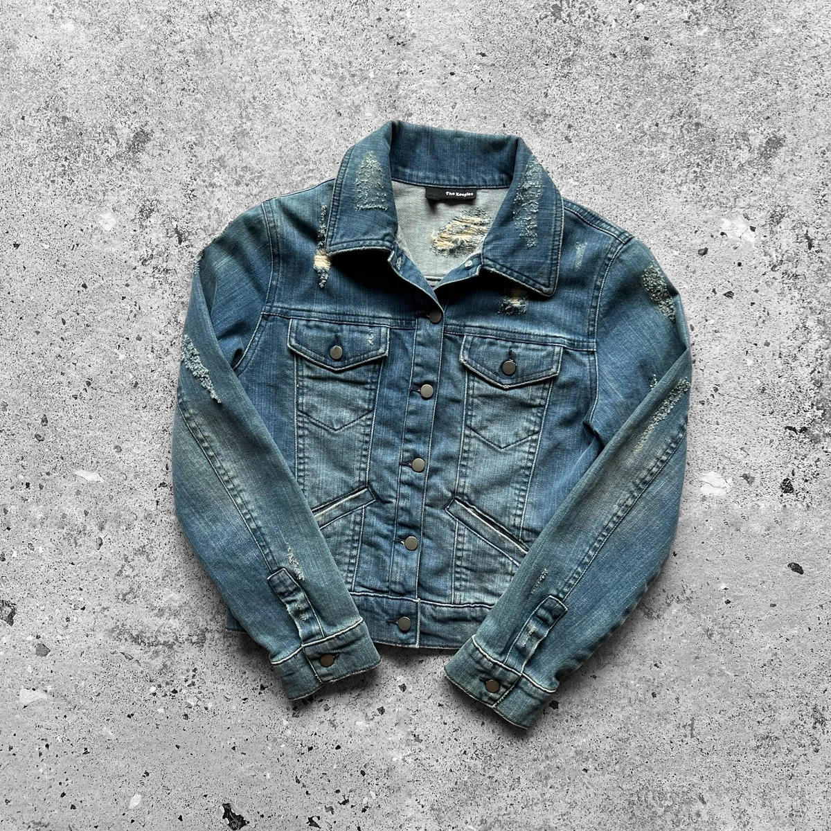 Women's destroyed denim jacket 2025