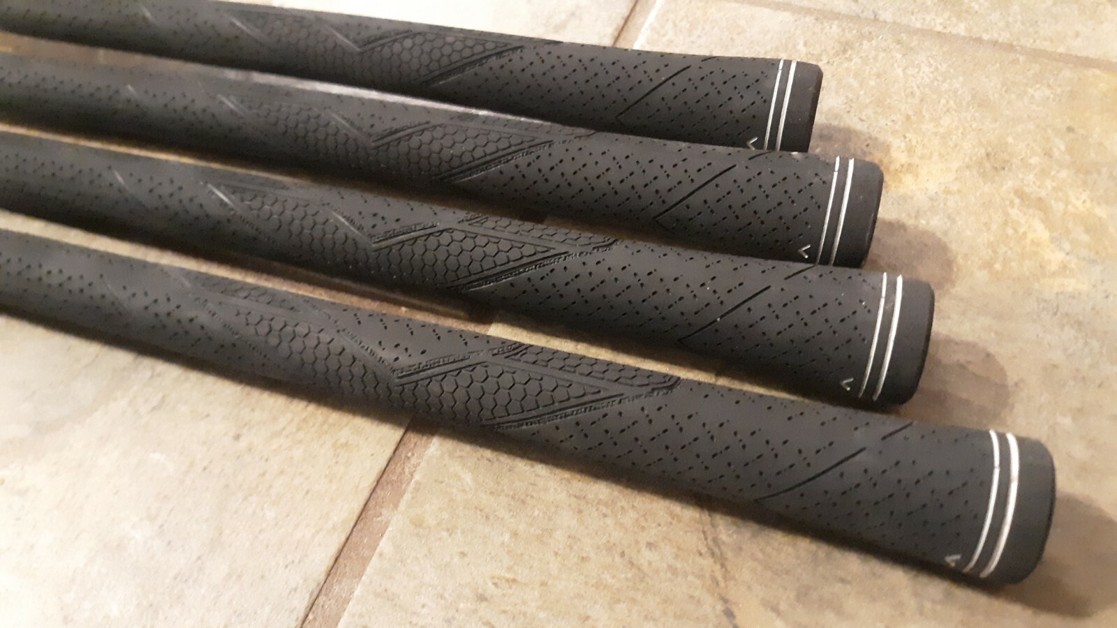 Maxfli Varsity golf clubs 3i hybrid 79S sand wedge irons right handed