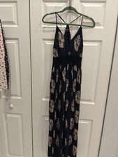 Fashion Nova Maxi Dress Black & Designs Empire Waist Medium Adjustable Strapes