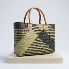 Handwoven Cattail Straw Tote Bag Leather Handle Geometric Checkered Travel Beach
