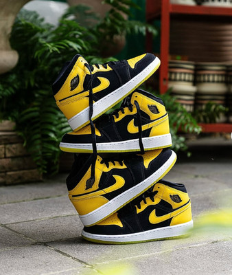 Nike Air Jordan 1 Mid SE New Love (2025) HJ5942-071 PS New