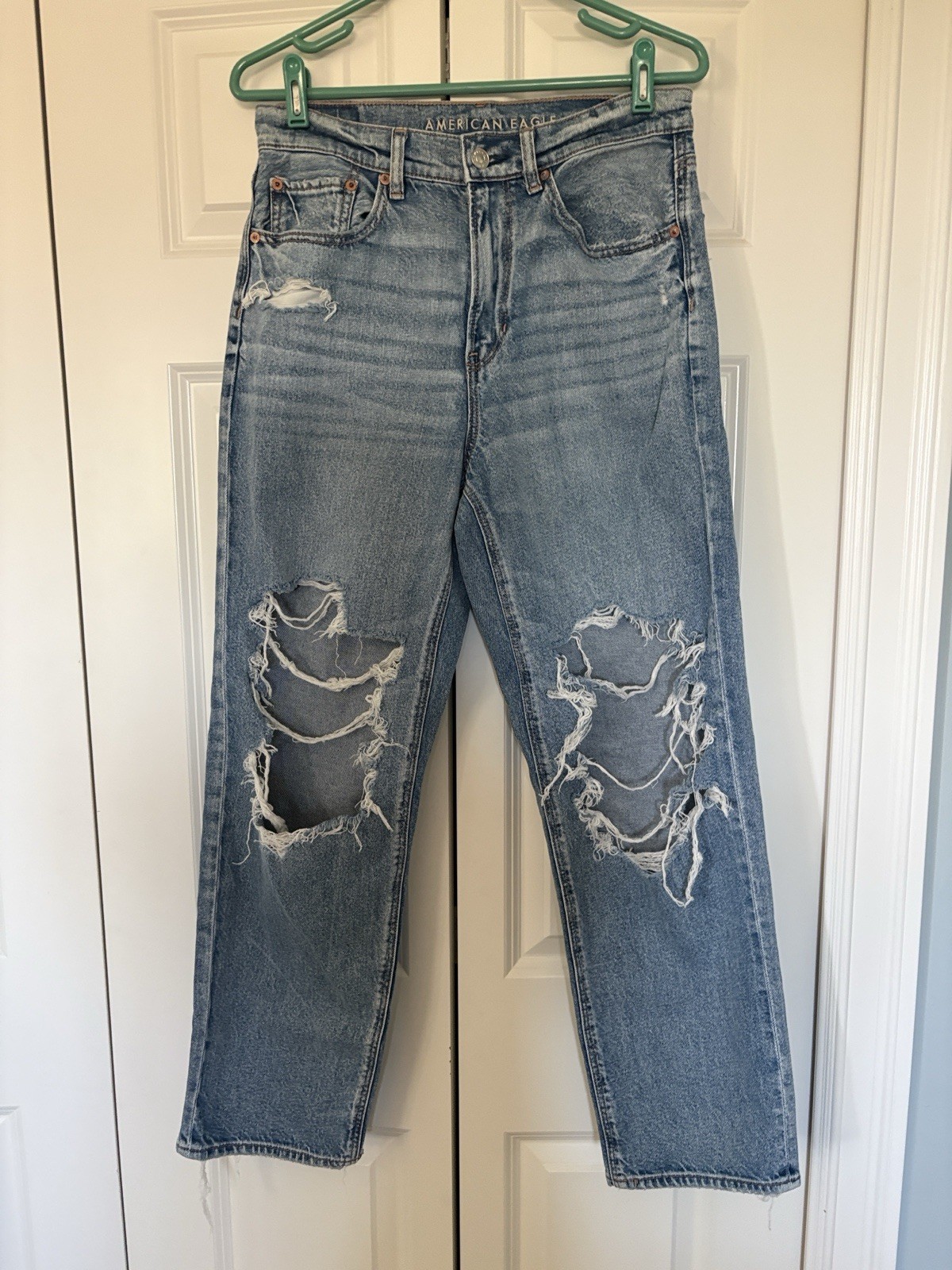 American Eagle Outfitters Women's Jeans Size 6 High Rise Baggy Straight
