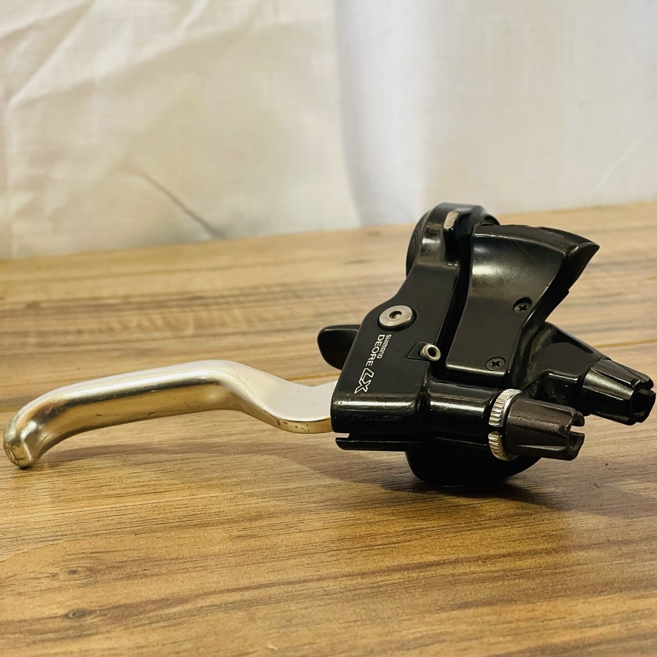 Manettes Shimano Deore LX ST-M567 - 3x8 Vitesses + Leviers Frein - Occasion