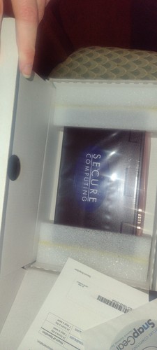 SECURE COMPUTING SnapGear SG565 Network Gateway - Picture 4 of 4