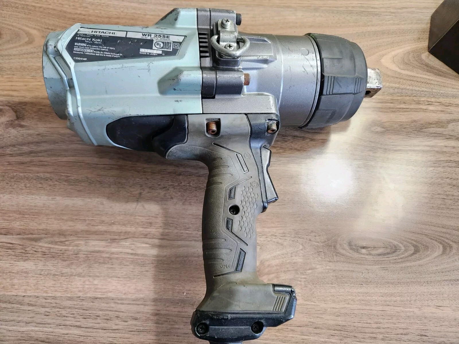 HITACHI WR25SE BRUSHLESS 900W Amp IMPACT WRENCH 110V