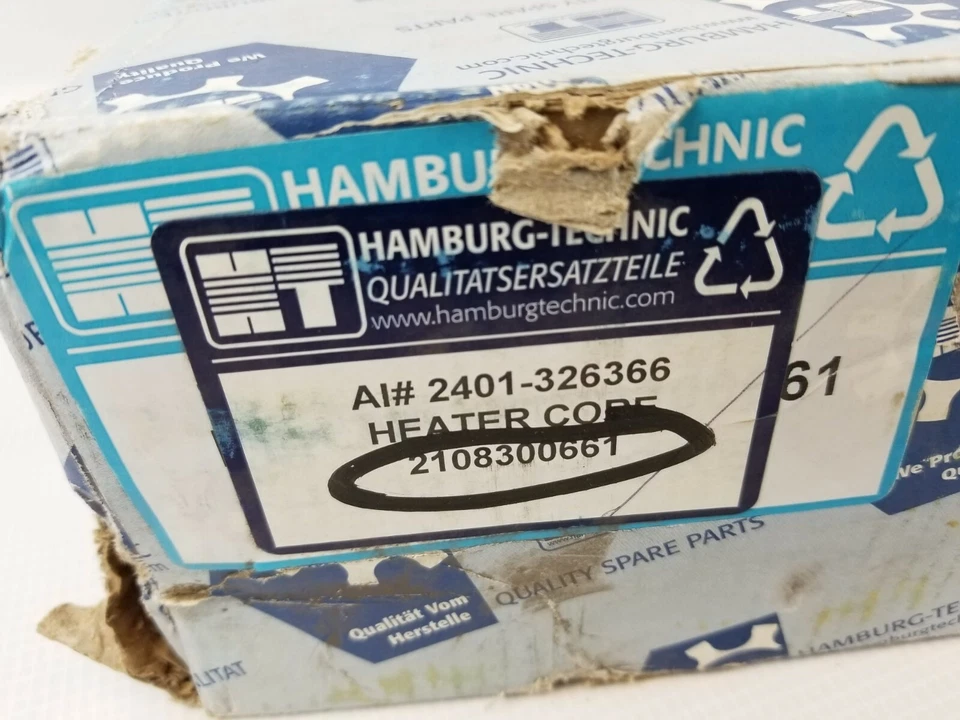 Nuevo núcleo calefactor Hamburg-Technic Mercedes Benz W202 W208 W210 E55 E430 2108300661 Foto 2 de 3