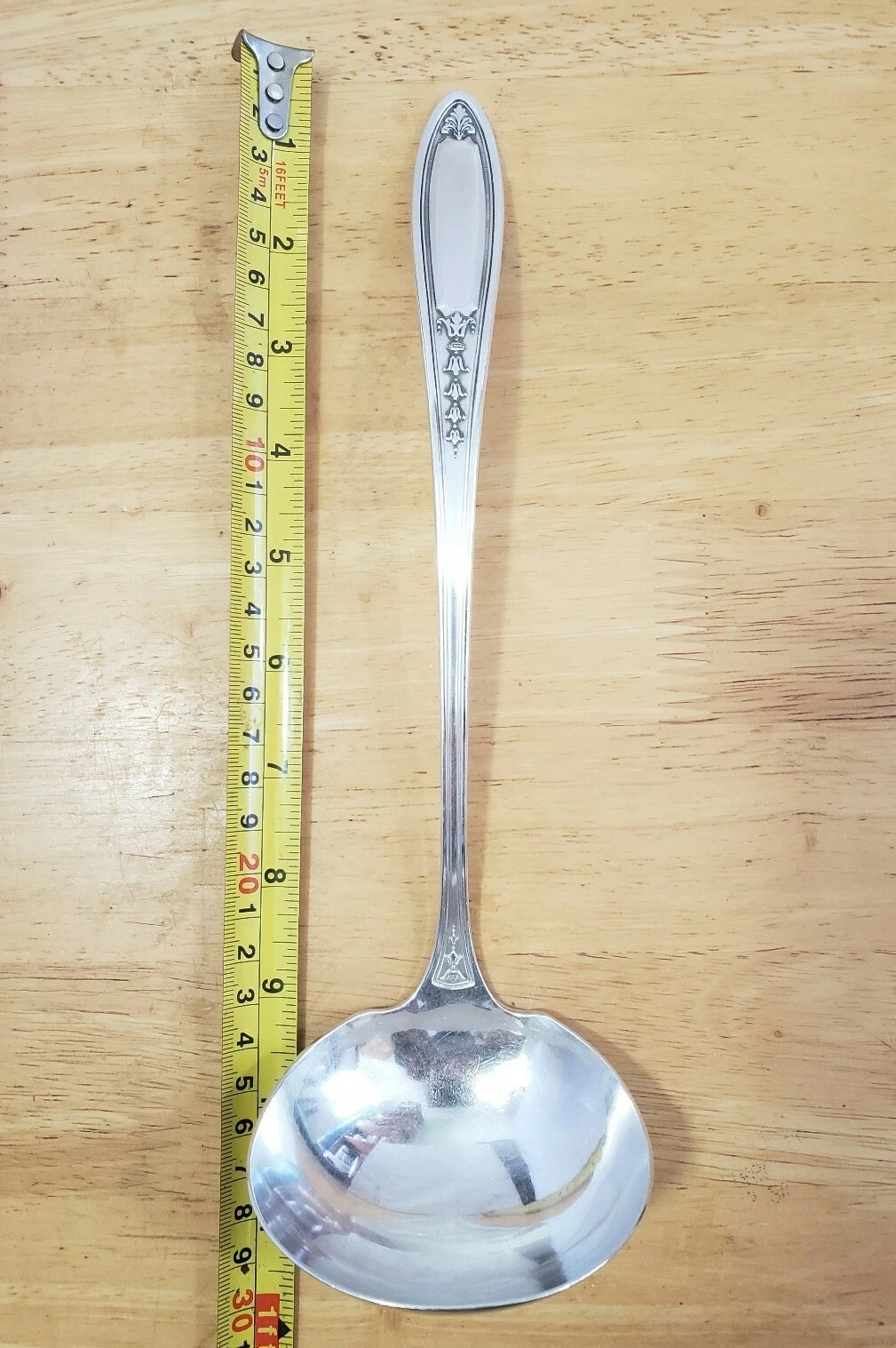 VINTAGE 1929 ENCHNTEMENT AKA BOUNTY PATTERN SILVERPLATED "11" SOUP LADLE