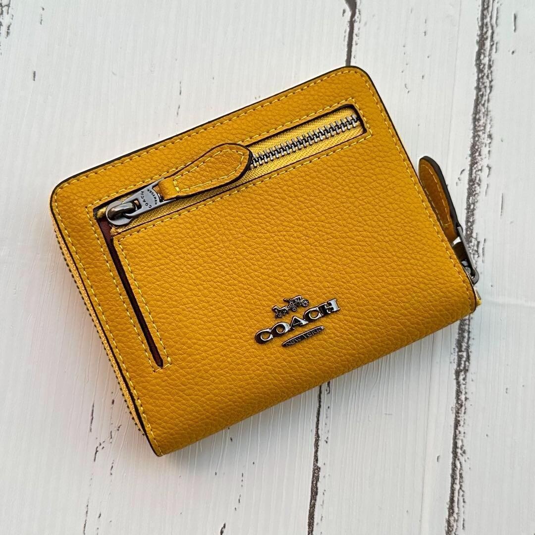 Coach Limited Peanuts Snoopy Walk Motif Leather Yellow Zip