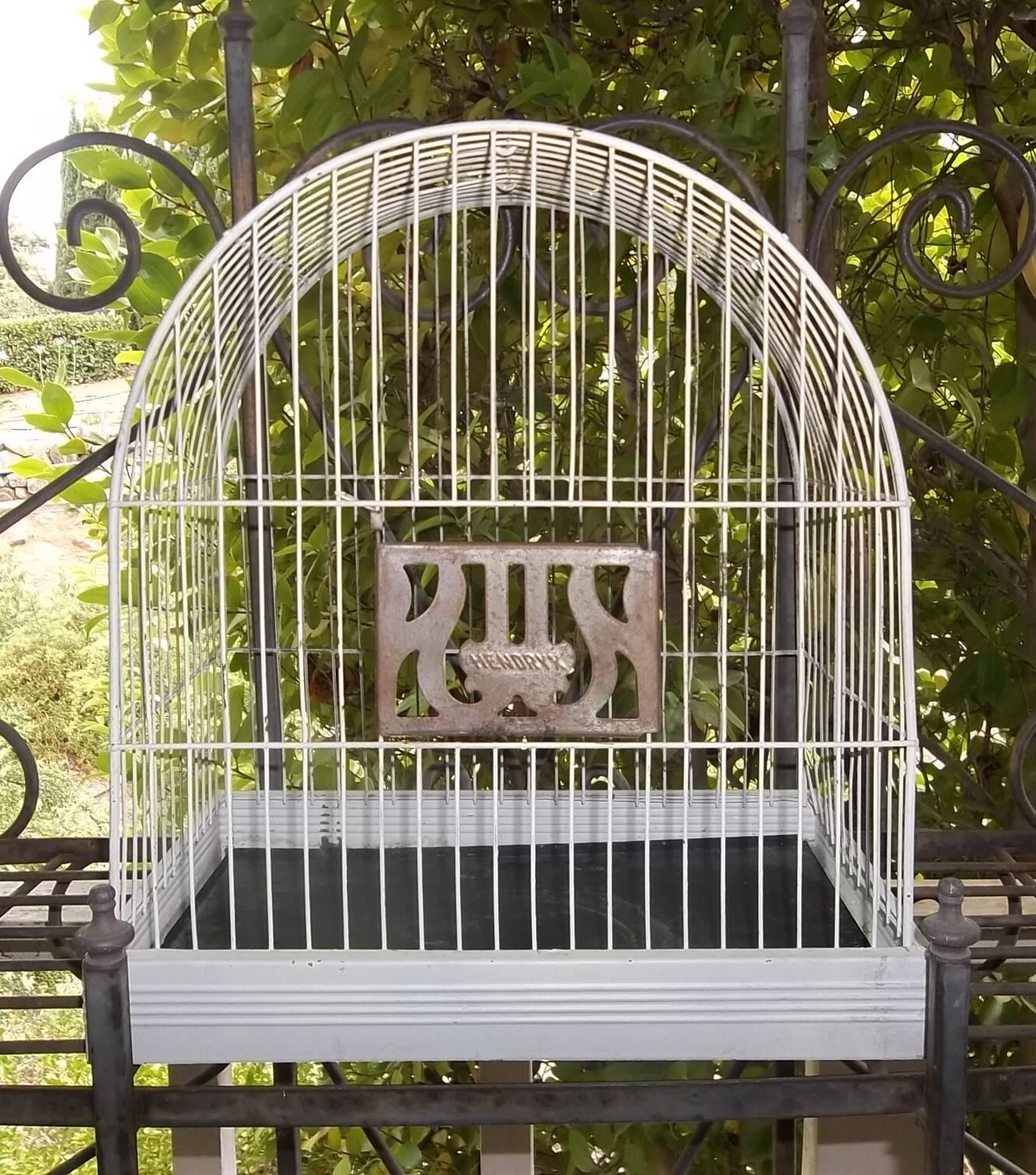 Vintage Mid Century Hendryx Metal Humpback Bird Cage