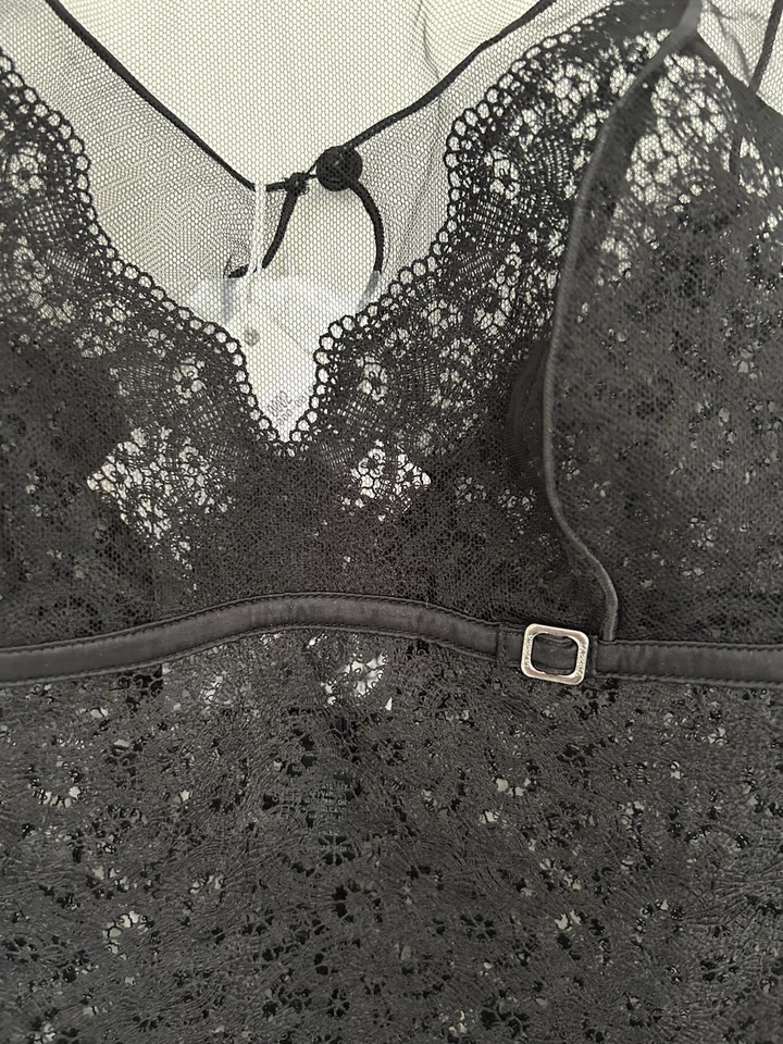 Top de encaje macramé con paneles de tul edénico La Perla I2/US S/M Foto 4 de 4