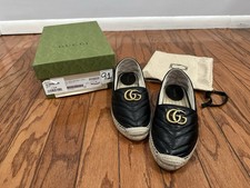 Alpargatas planas de cuero Gucci Nappa Matelasse GG Marmont negras 37,5 USADAS