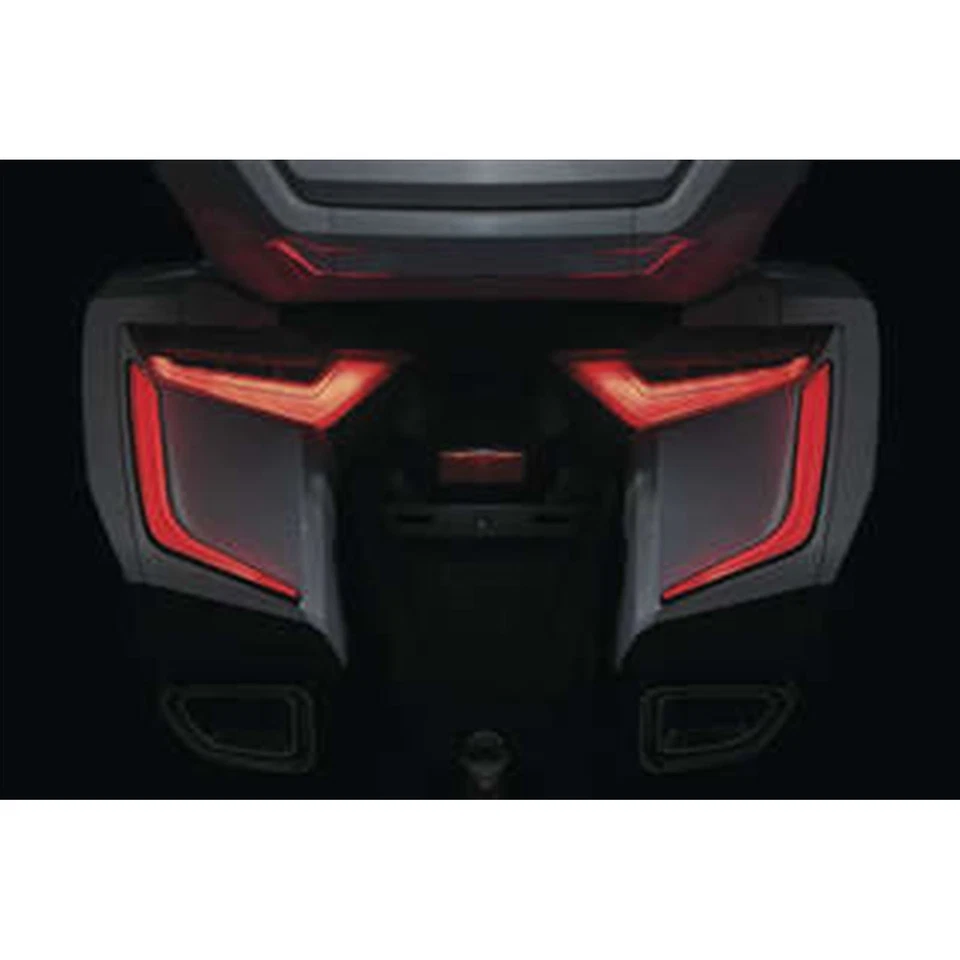 Kuryakyn Omni LED Rear Saddlebag Accents Rear 3262 - Image 4 of 4