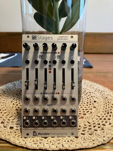 Mutable Instruments Stages Like New - Picture 2 of 3