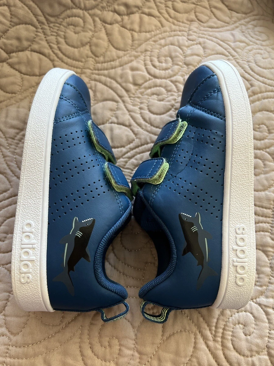 Adidas kids hotsell size 10