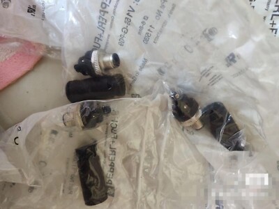 1pc NEW V1S-G-BK 224885 sensor connector #V2YA CH | eBay