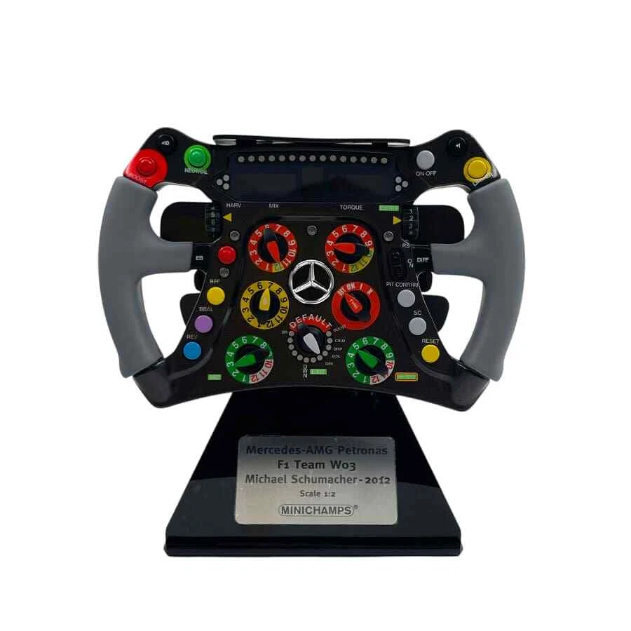 Volante Minichamps 1/2 Steering Wheel Mercedes AMG Petronas Team W03 Michael ... - Immagine 2 di 4