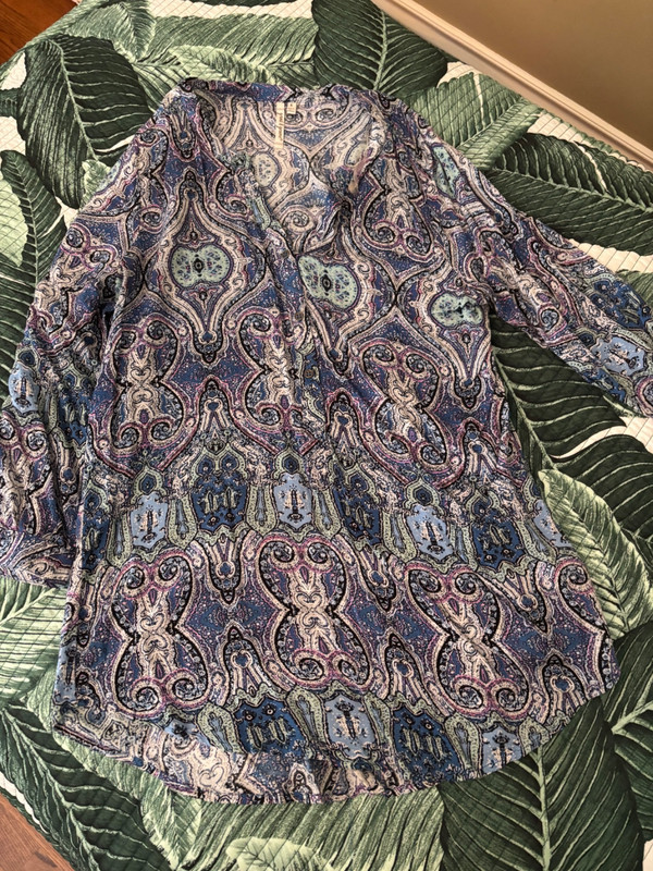 grand & greene blue paisley tunic sz small
