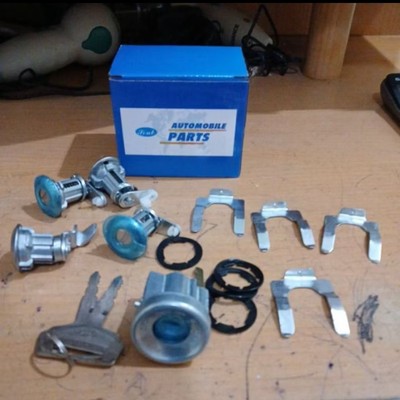 DAIHATSU TAFT ROCKY FEROZA F70 F75 IGNITION BARREL KEY SWITCH DOOR LOCK KEY SET