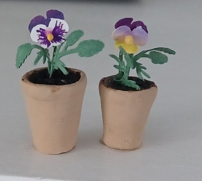 1:12 ARTISAN MADE SET OF 2 PANSIES IN CLAY POTS FOR DOLLHOUSE