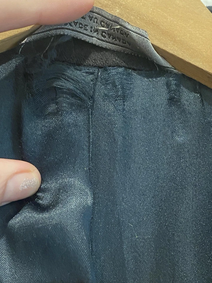 Lanificio Fedora Barney’s NY 100 % cachemir procedente de Italia 40 L único dueño Foto 4 de 4