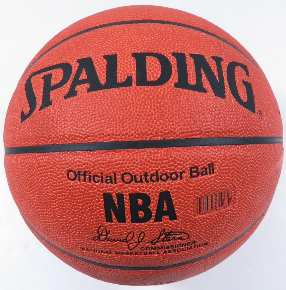 Baloncesto oficial firmado autografiado por Kwame Brown Wizards Lakers Spalding NBA Foto 3 de 3