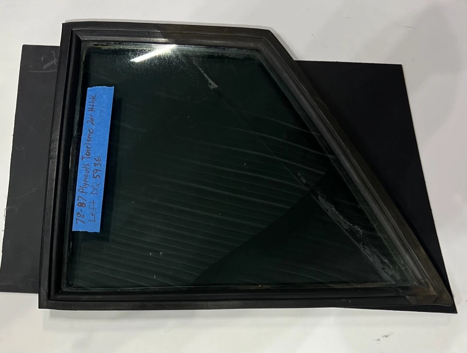 Cuarto de cristal trasero PLYMOUTH TURISMO/DODGE OMNI 1979-1987 USADO LADO DEL CONDUCTOR Foto 4 de 4