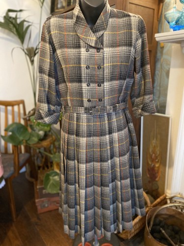 Vintage 50s 60s Wool Plaid Dress by 