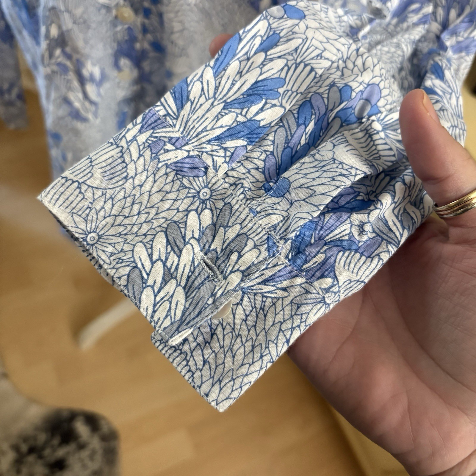 Roller Rabbit Guy Button Down Cotton Printed Shir… - image 3