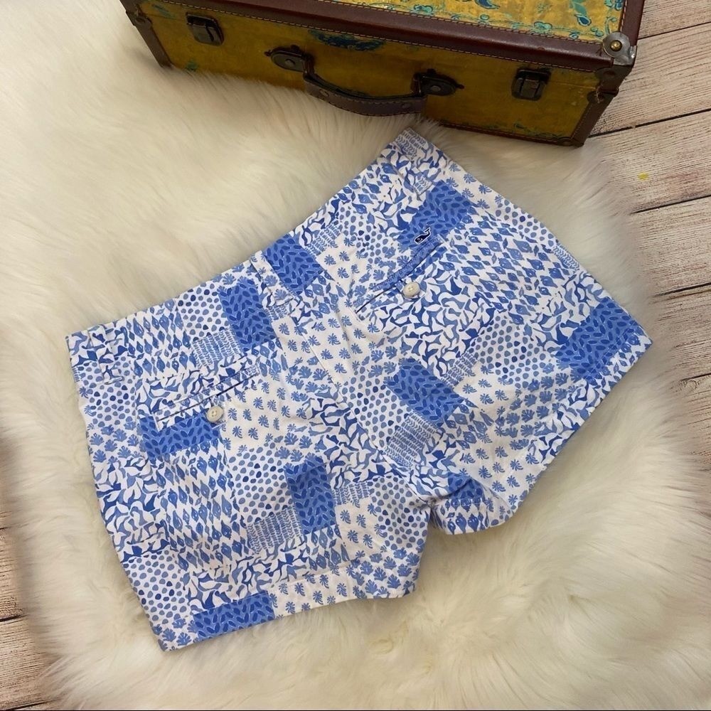Vineyard Vines Shell Pattern Blue / White Shorts - image 2