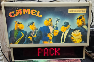 Vintage Joe Camel Cigarette Digital Sign Light Up Moving Marquee Lighted