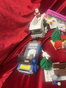 LEGO Winter Village Toy Shop 10199 Near Complete W Extras! Santa Escalator Campr