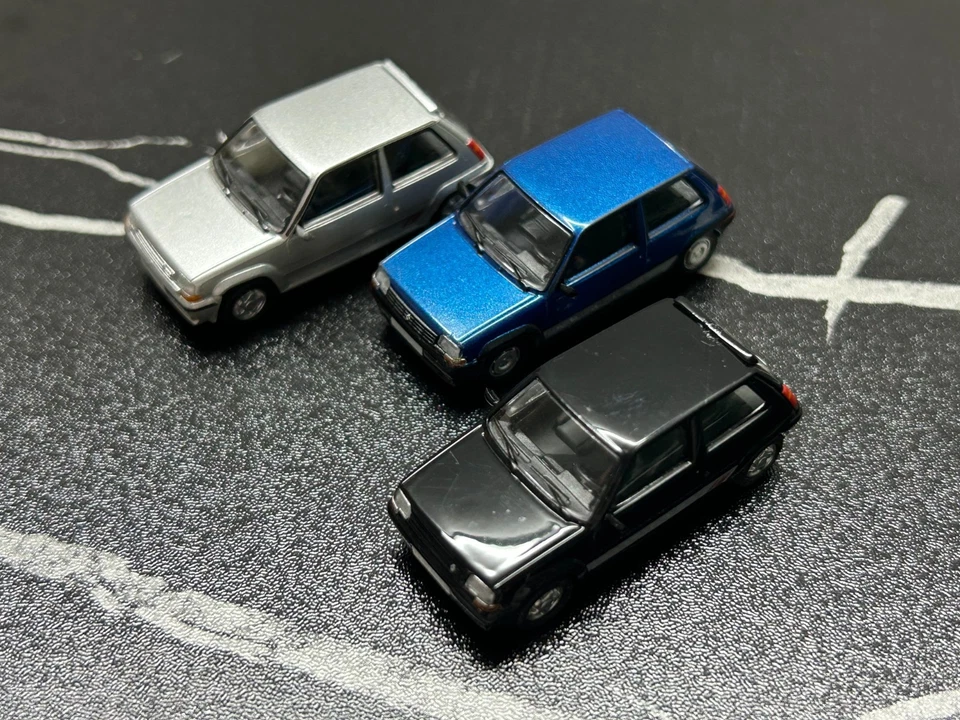 BREKINA 1:87 Renault 5 1980 Plastic Car Model--Three colors to choose from.