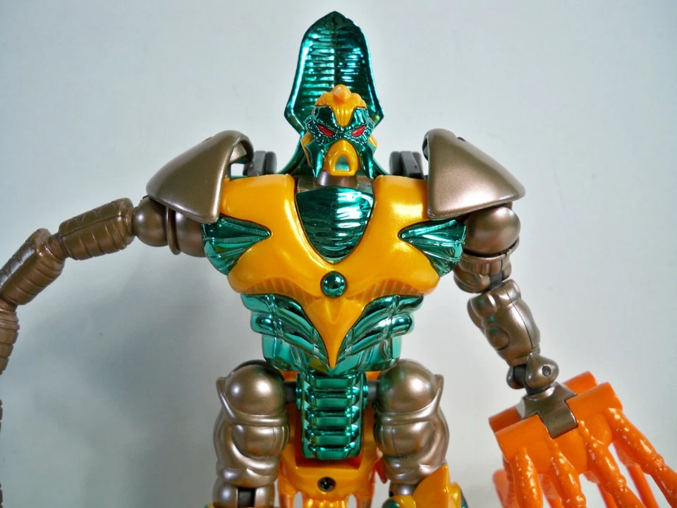 K25i0045 QUICKSTRIKE BWM-13 TRANSART COMPLETE TRANSFORMERS BEAST WARS FIGURE - Image 3 of 4