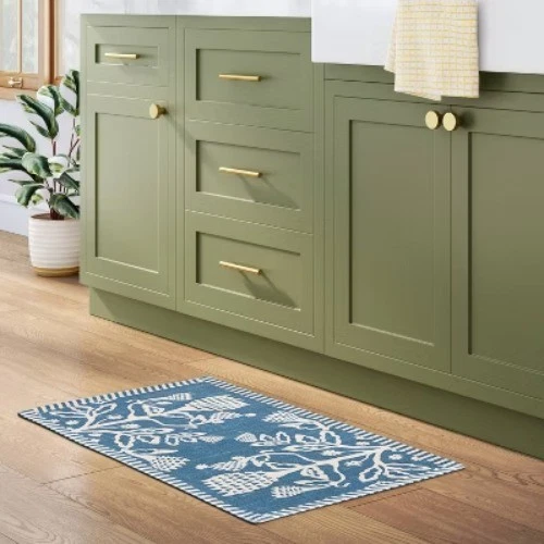 Alfombra 1'8"x2'10" azul floral - umbral Foto 2 de 4