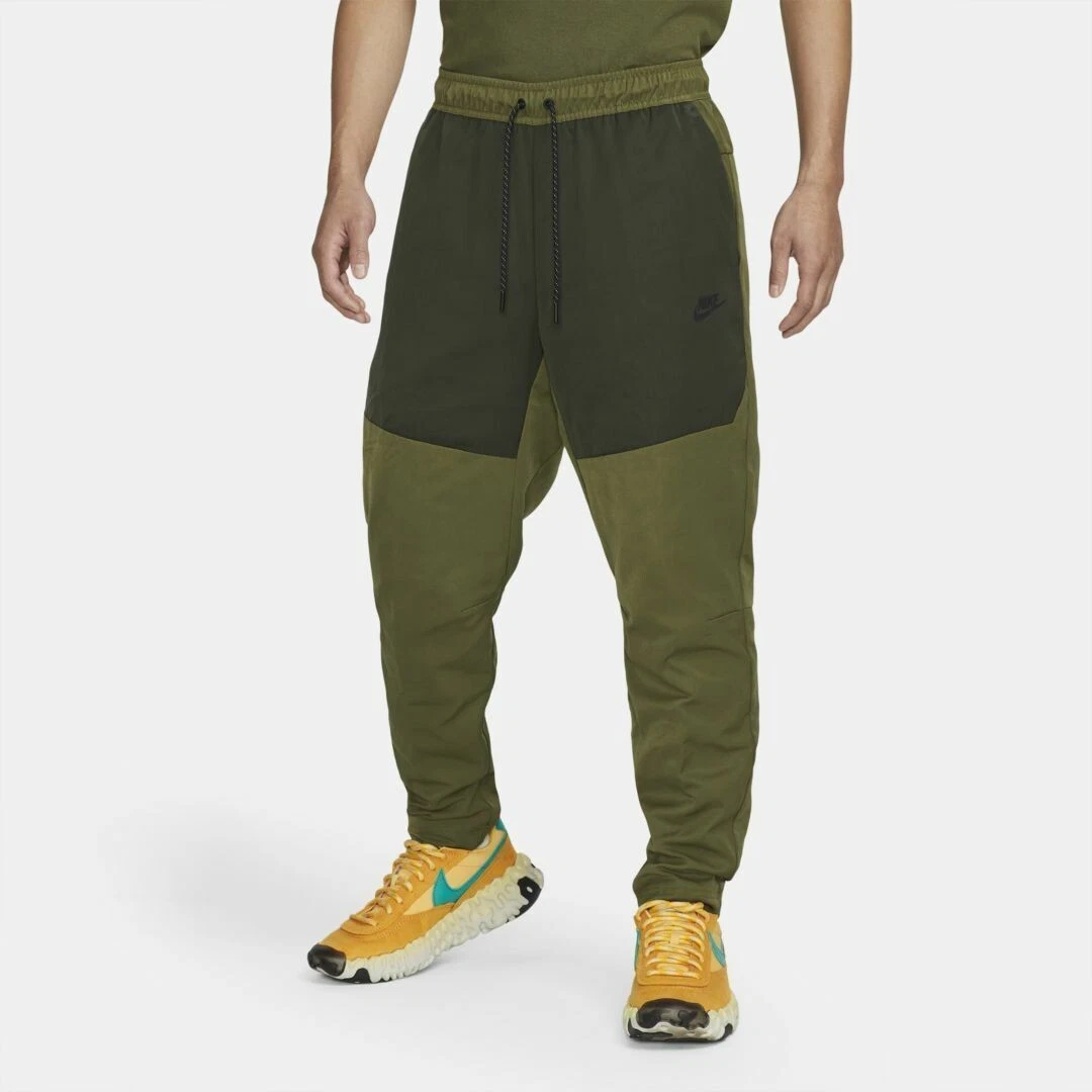 Men Nike Sportswear Tech Essentials Repel Pants Green/Sequoia CU4487-326 Size M