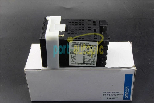 1PCS NEW Omron E5CN-C2T 100-240VAC Temperature Controller