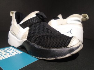 nike air jordan trunner lx