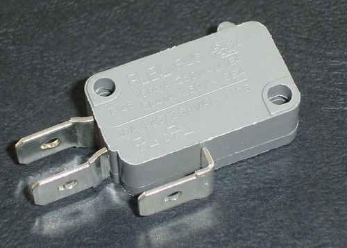 Microinterruptor Limit Switch SPDT 250V 6A - Imagen 2 de 4