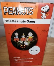 Peanuts Gang Snoopy Charlie Brown PUMPKIN Pathway Markers NEW 