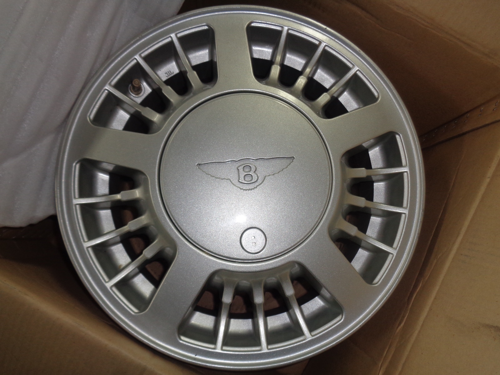 BENTLEY  FACTORY ROAD  WHEEL REAM