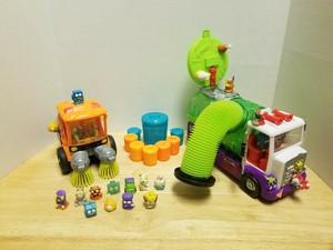 trash pack sewer truck