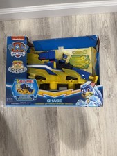 Spin Master PAW Patrol Mighty Pups Charged Up Chase Transforming Vehicle
