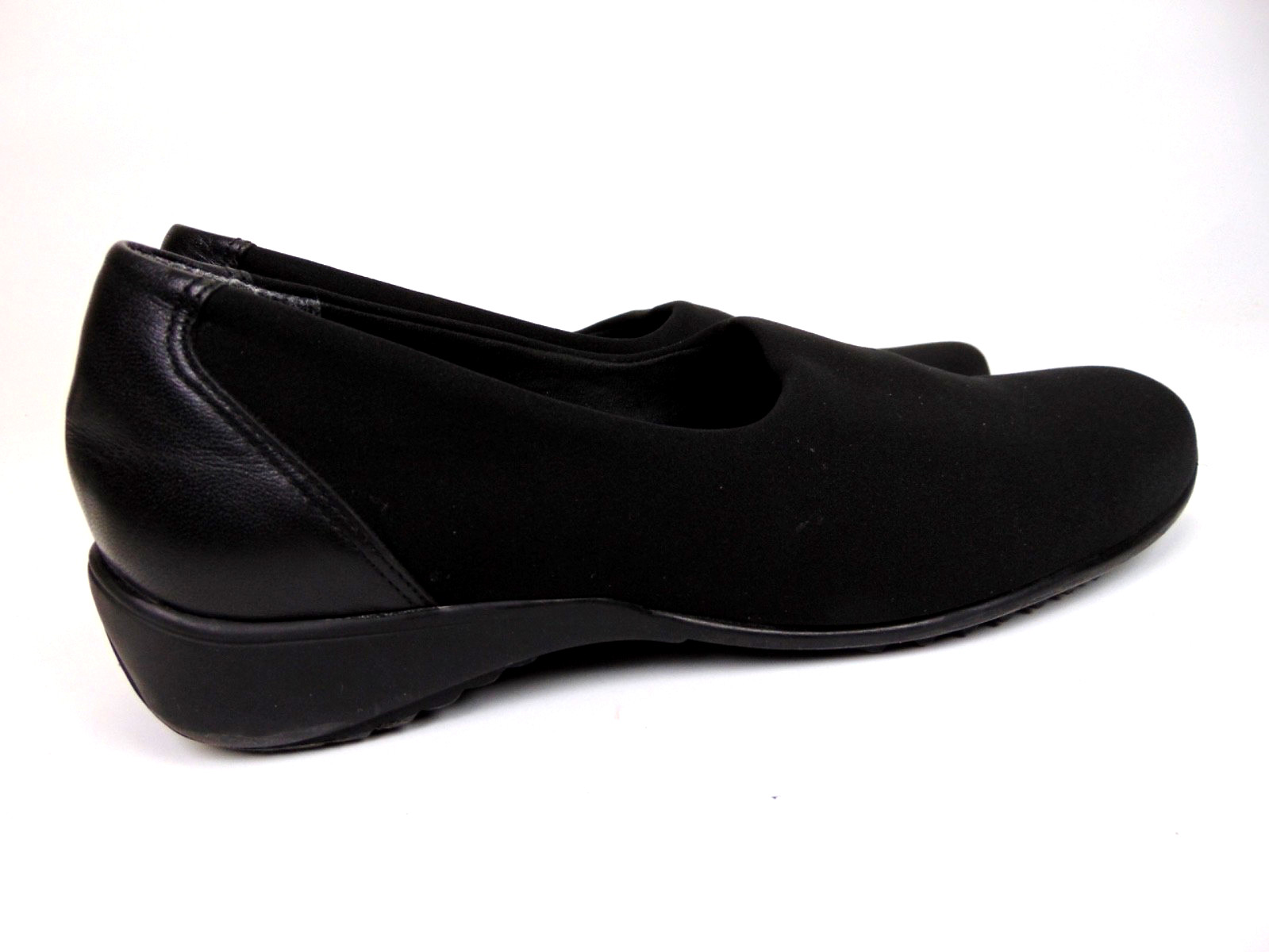 Munro Traveler Comfort Shoes Womens Black Stretchy Classic Slip-On Size 8.5 Narr
