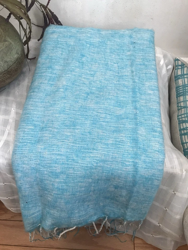 Himalayan Yak Wool Shawl Handmade Scarf hand loomed throws - Image 4 of 4