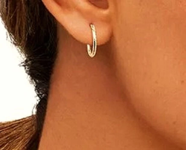 10k Gold Round Hoop Earrings Petite 15 mm Ribbed Pattern Stamped NEW in BOX - Image 3 of 4