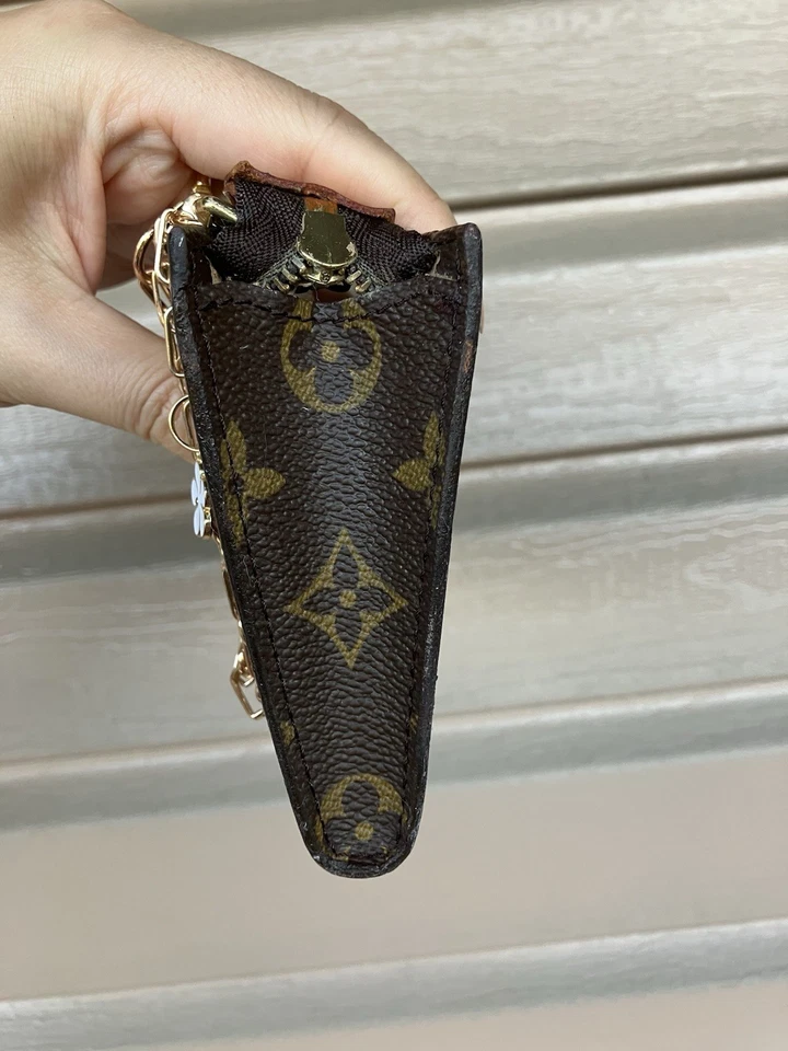 Louis Vuitton Monogram Bucket Pouch / Pochette on Chain *customized* - Image 4 of 4